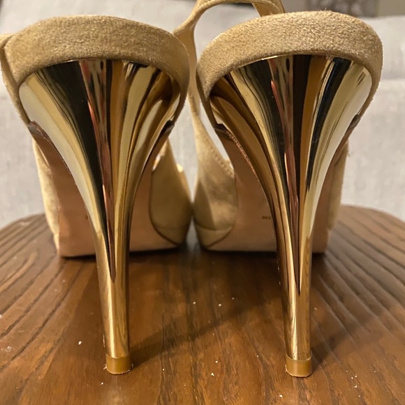 COLE HAAN NUDE HEELS - Picture 5 of 6